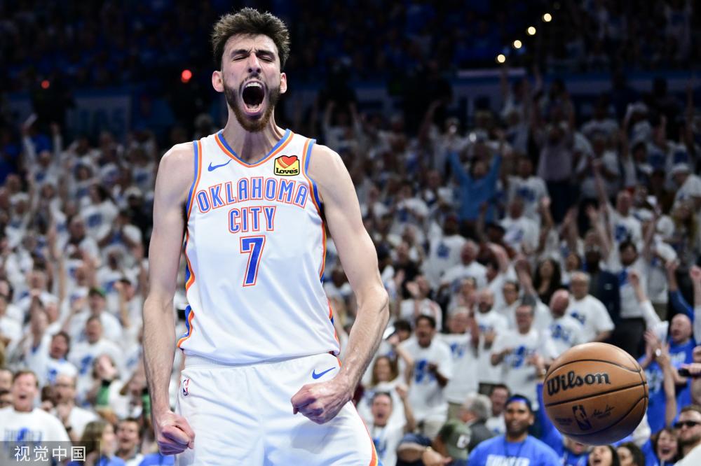 实则自信驱 实则自信驱