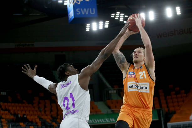 在关键时刻 在关键时刻