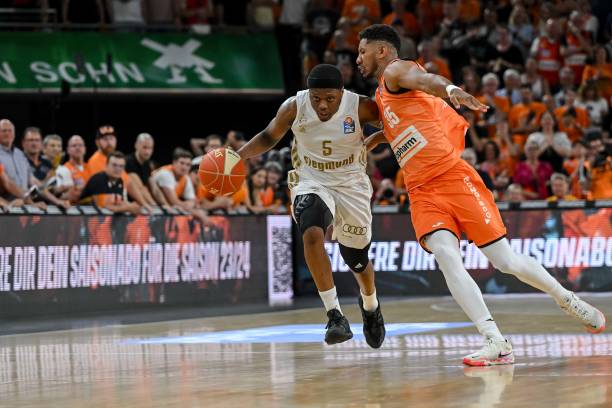 冲撞能力和 冲撞能力和