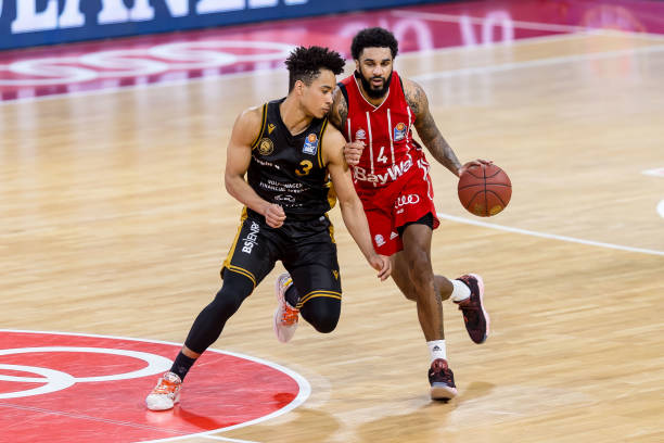 在比赛中保 在比赛中保